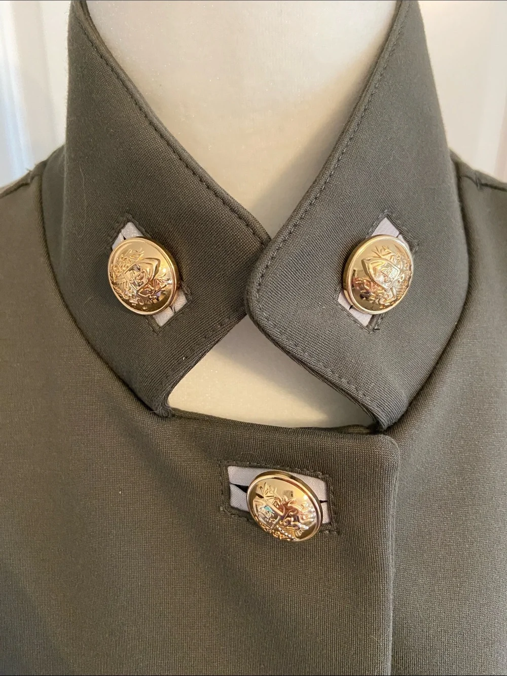 Joseph Ribkoff Olive Green Military-Style Jacket/Coat with Gold Buttons. Sz US6. - Picture 2 of 13